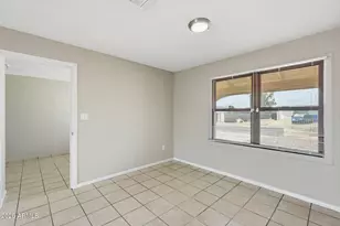 5417 W Palm Ln, Phoenix, AZ 85035 - Photo 15