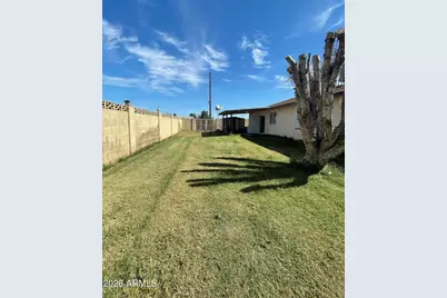 4850 N 63rd Lane, Phoenix, AZ 85033 - Photo 35