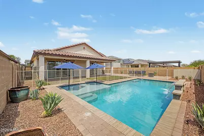 17701 W Straight Arrow Lane, Surprise, AZ 85387 - Photo 3