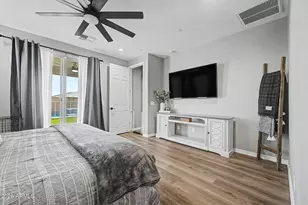 17701 W Straight Arrow Ln, Surprise, AZ 85387 - Photo 5
