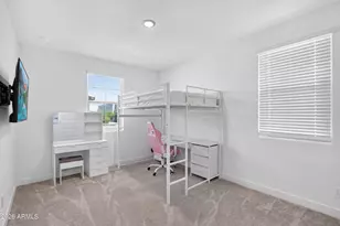 669 S Sanders Dr, Gilbert, AZ 85296 - Photo 39