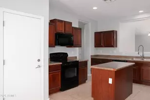 42969 W Elizabeth Ave, Maricopa, AZ 85138 - Photo 5