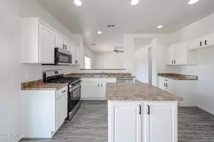 16777 N 175th Dr, Surprise, AZ 85388 - Photo 15