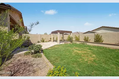 12423 N 174th Lane, Surprise, AZ 85388 - Photo 27
