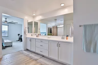16873 W Fetlock Trail, Surprise, AZ 85387 - Photo 25
