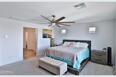 16873 W Fetlock Trail, Surprise, AZ 85387 - Photo 21