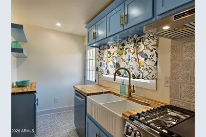 210 C Street, Bisbee, AZ 85603 - Photo 9