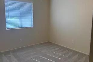 356 Peretz Cir, Morristown, AZ 85342 - Photo 9