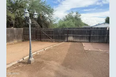 356 Peretz Circle, Morristown, AZ 85342 - Photo 15