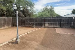 356 Peretz Cir, Morristown, AZ 85342 - Photo 15