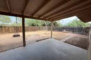 356 Peretz Cir, Morristown, AZ 85342 - Photo 13