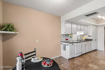 16822 N Burns Drive, Sun City, AZ 85351 - Photo 11