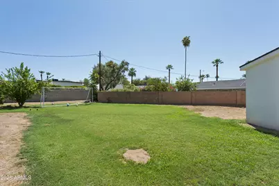504 W Harmont Drive, Phoenix, AZ 85021 - Photo 43