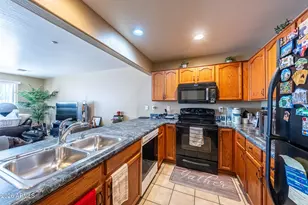 16015 N 30th St, Phoenix, AZ 85032 - Photo 3