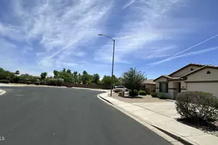 13109 W Clarendon Ave, Litchfield Park, AZ 85340 - Photo 31