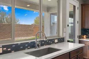 10052 E Tamery Ave, Mesa, AZ 85212 - Photo 11