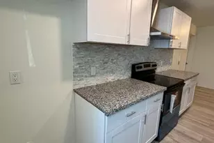 8805 N 28th Ave, Phoenix, AZ 85051 - Photo 21