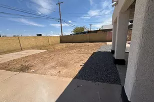 8805 N 28th Ave, Phoenix, AZ 85051 - Photo 7