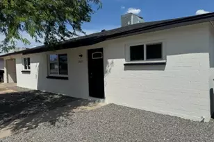 8805 N 28th Ave, Phoenix, AZ 85051 - Photo 1