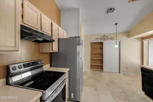 3251 W Frankfurt Dr, Chandler, AZ 85226 - Photo 5