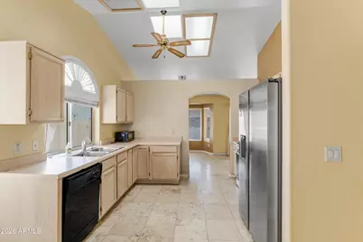 3251 W Frankfurt Drive, Chandler, AZ 85226 - Photo 7