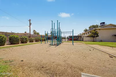 6552 N 43rd Avenue, Glendale, AZ 85301 - Photo 31