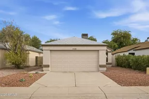 4035 W Electra Ln, Glendale, AZ 85310 - Photo 1