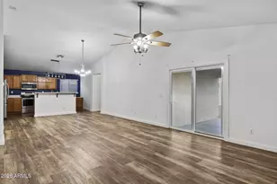10961 W Loma Ln, Peoria, AZ 85345 - Photo 3