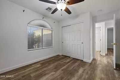 10961 W Loma Lane, Peoria, AZ 85345 - Photo 15