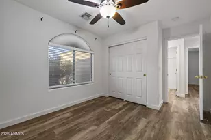 10961 W Loma Ln, Peoria, AZ 85345 - Photo 15