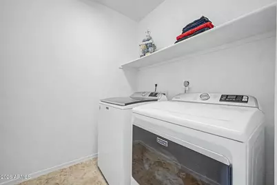 494 W Douglas Avenue, Gilbert, AZ 85233 - Photo 27