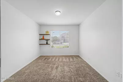 494 W Douglas Avenue, Gilbert, AZ 85233 - Photo 5