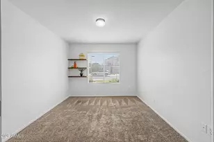 494 W Douglas Ave, Gilbert, AZ 85233 - Photo 5