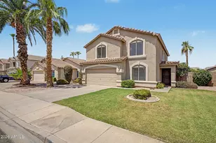 494 W Douglas Ave, Gilbert, AZ 85233 - Photo 1