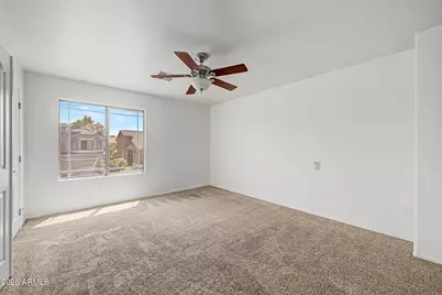 494 W Douglas Avenue, Gilbert, AZ 85233 - Photo 17