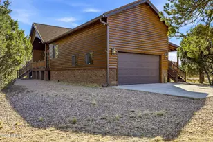 2276 Thunderbird Way, Overgaard, AZ 85933 - Photo 7