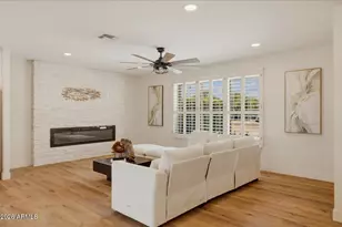 8649 E Starlight Way, Scottsdale, AZ 85250 - Photo 7