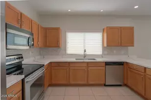 45070 W Desert Cedars Ln, Maricopa, AZ 85139 - Photo 11