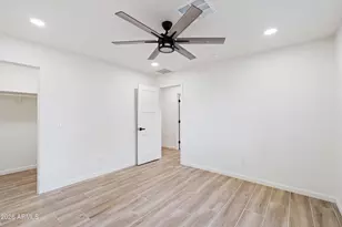 333 E Clarendon Ave, Phoenix, AZ 85012 - Photo 31