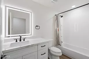 333 E Clarendon Ave, Phoenix, AZ 85012 - Photo 29
