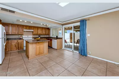 7839 E Vernon Avenue, Scottsdale, AZ 85257 - Photo 3