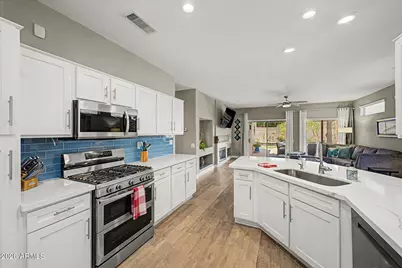 17210 N Firestone Lane, Surprise, AZ 85374 - Photo 7