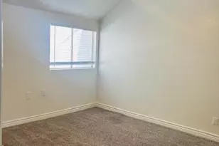 1632 S River Dr, Tempe, AZ 85281 - Photo 13