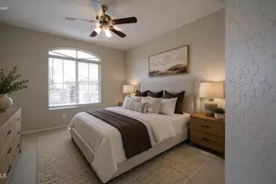 4718 E Via Montoya Dr, Phoenix, AZ 85050 - Photo 33