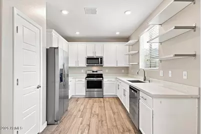 40537 W Helen Court, Maricopa, AZ 85138 - Photo 9
