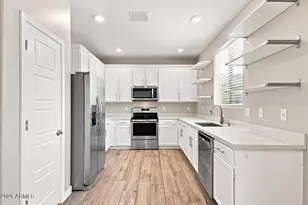 40537 W Helen Ct, Maricopa, AZ 85138 - Photo 9
