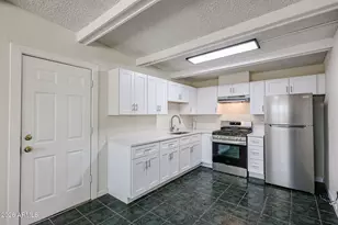 3951 W Monte Vista Rd, Phoenix, AZ 85009 - Photo 9
