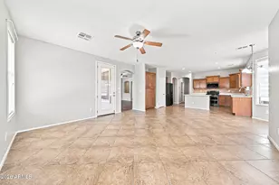 18019 W Westpark Blvd, Surprise, AZ 85388 - Photo 19