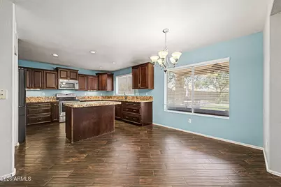 19424 N 33rd Place, Phoenix, AZ 85050 - Photo 9