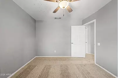 19424 N 33rd Place, Phoenix, AZ 85050 - Photo 31